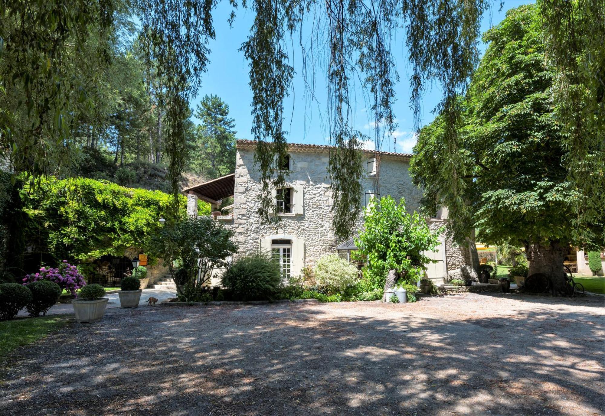La Campagne St Lazare - Restaurant Chambres d'Hôtes Piscine&SPA Forcalquier Exterior foto