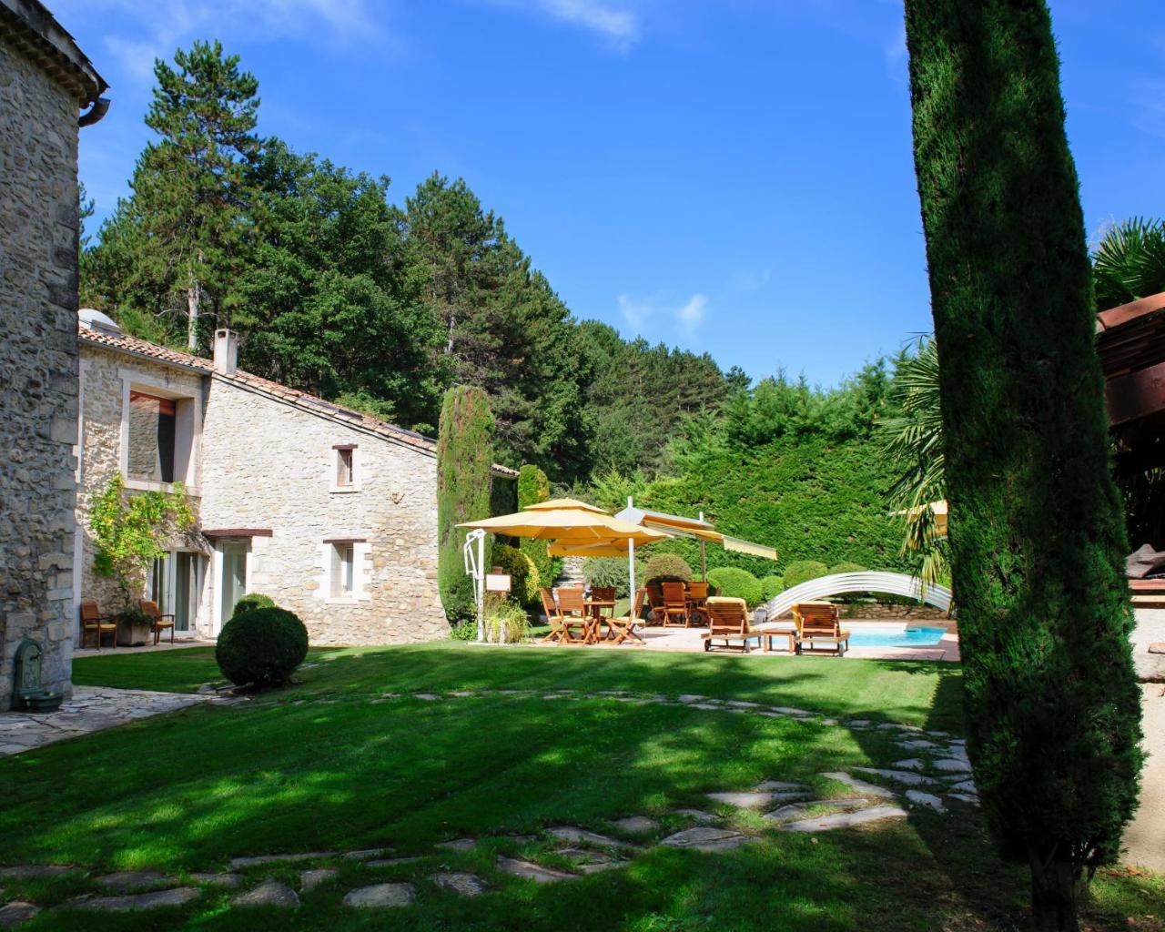 La Campagne St Lazare - Restaurant Chambres d'Hôtes Piscine&SPA Forcalquier Exterior foto